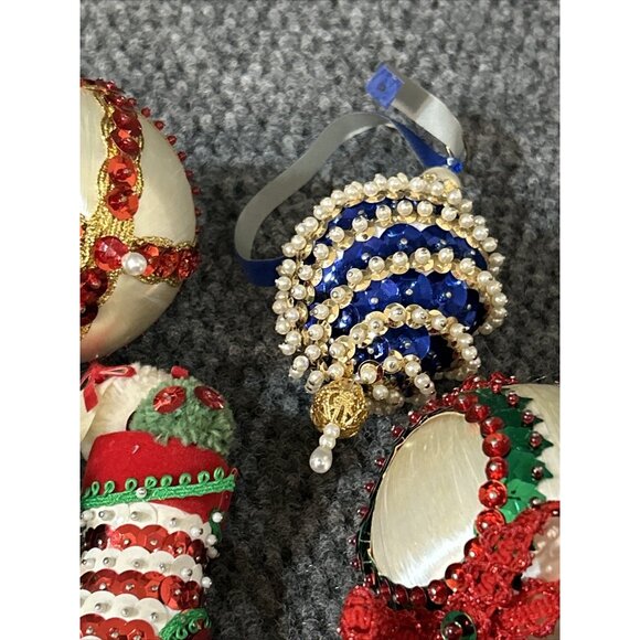 VINTAGE Christmas Ornaments Push Pin Beaded Satin Sequin Lot Of 5 #11 - Picture 2 of 9